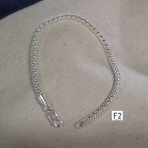 Chain Linked Size 19.5cm
R460.00