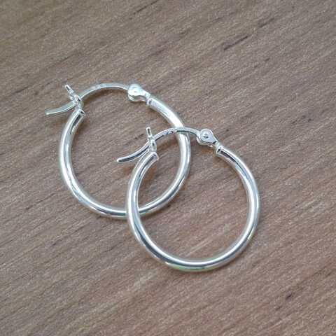A29 Thick Hoops Earrings
20mm
R360.00pp