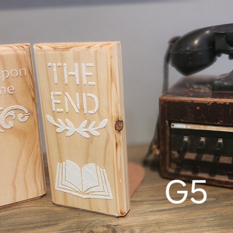 Book End
R100.00 per set