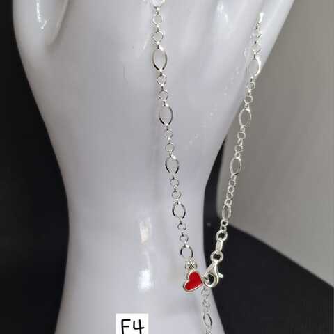 Red Heart Ankle Bracelet size 24+2cm
R310.00